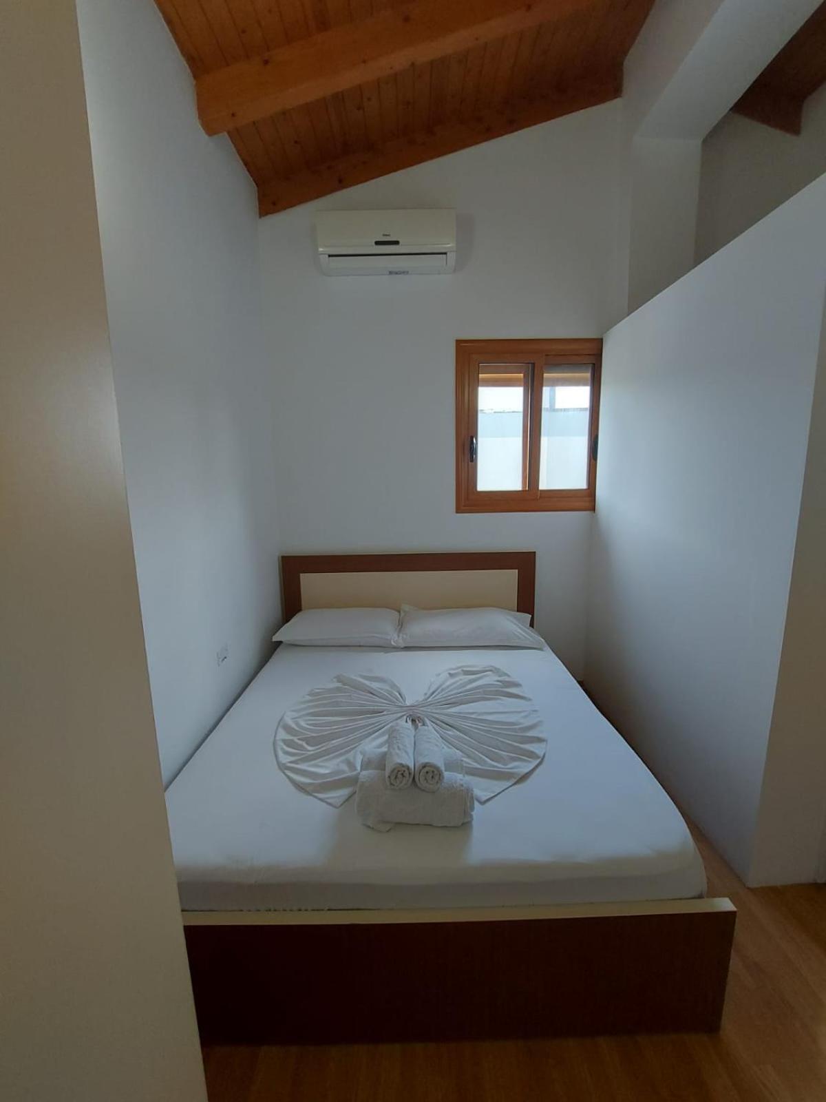 Relax Lodge Vlorë