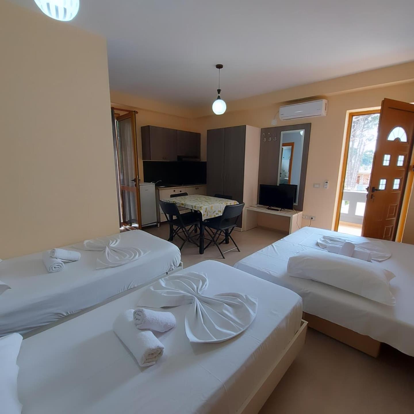 Relax Lodge